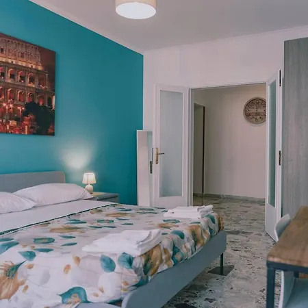 Ama 5 Minuti Dal Colosseo Apartment *