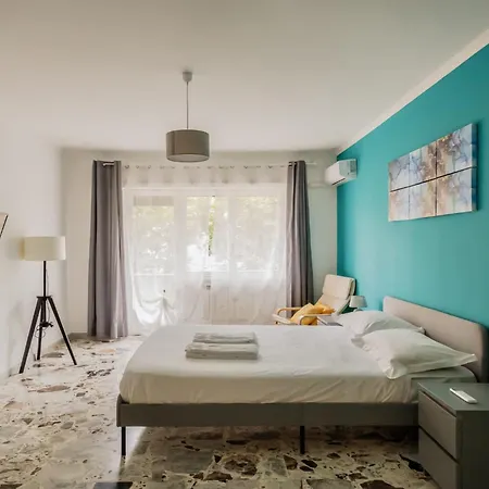 Ama 5 Minuti Dal Colosseo Apartment Rome