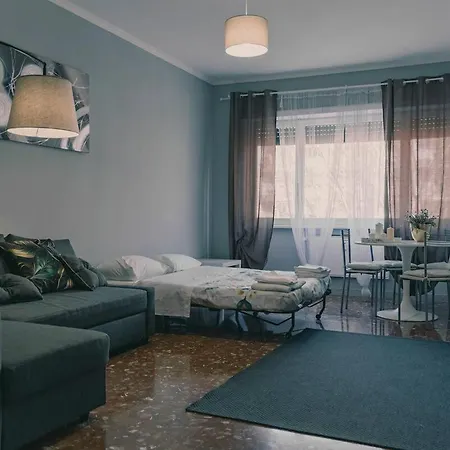 Ama 5 Minuti Dal Colosseo Ρώμη