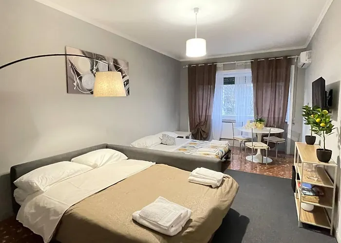 Ama 5 Minuti Dal Colosseo Ρώμη